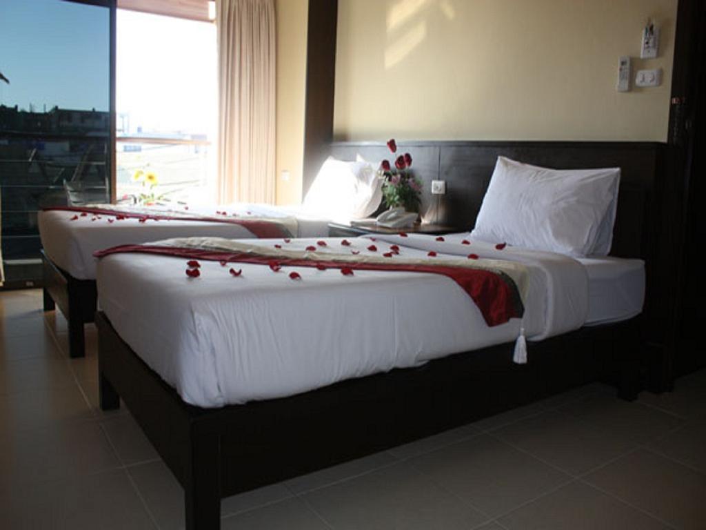 Starbeach Guesthouse Patong Room photo